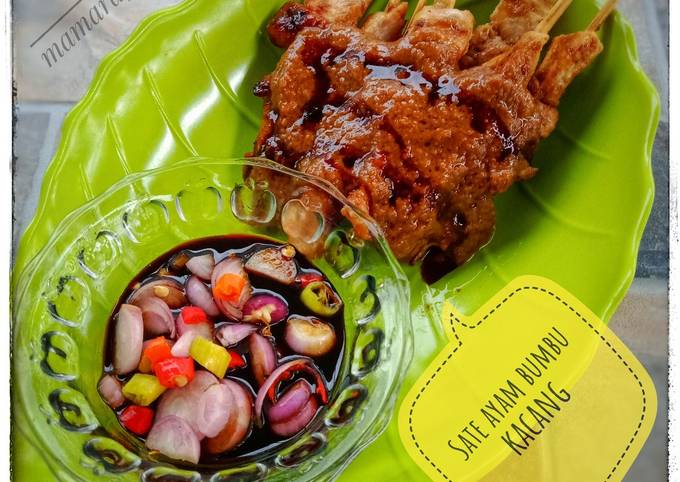 Sate ayam bumbu kacang