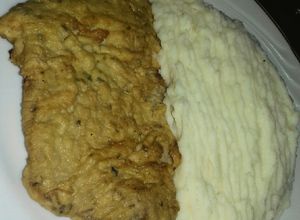 Una foto de Marinera con puré