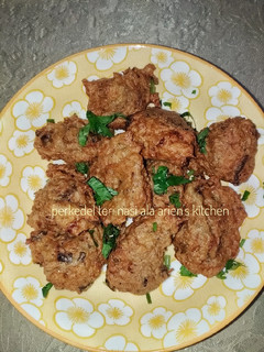 Foto resep Perkedel teri nasi ala Arien's kitchen