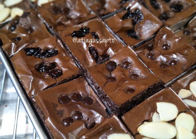 5 Resep: 🍰Fudge Brownies (225)🍰 yang Lezat