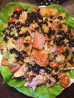 A picture of California Farm Spicy Tuna Steak Apricot Salad.