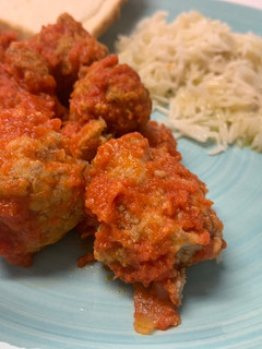Una foto de Albóndigas con tomate fáciles