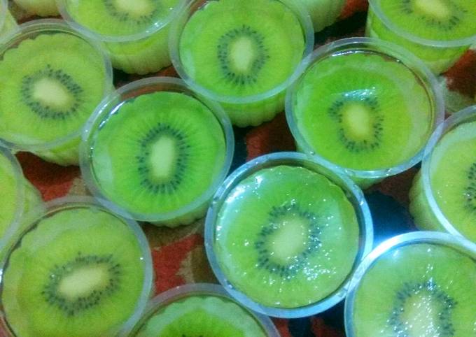 Puding Cup Kiwi