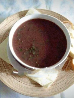Foto de Sopa de Feijão Preto e Nabiças