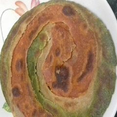 A picture of Tricolour lachha paratha.