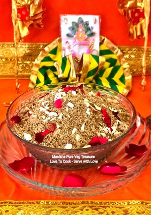 साबूत धनिया सूखा नारियल पंजीरी - पारंपरिक मिठाई भोग प्रसाद जन्माष्टमी स्पेशल रेसिपी मुख्य फोटो