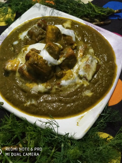 पालक पनीर (palak paneer recipe in Hindi) रेसिपी मुख्य फोटो