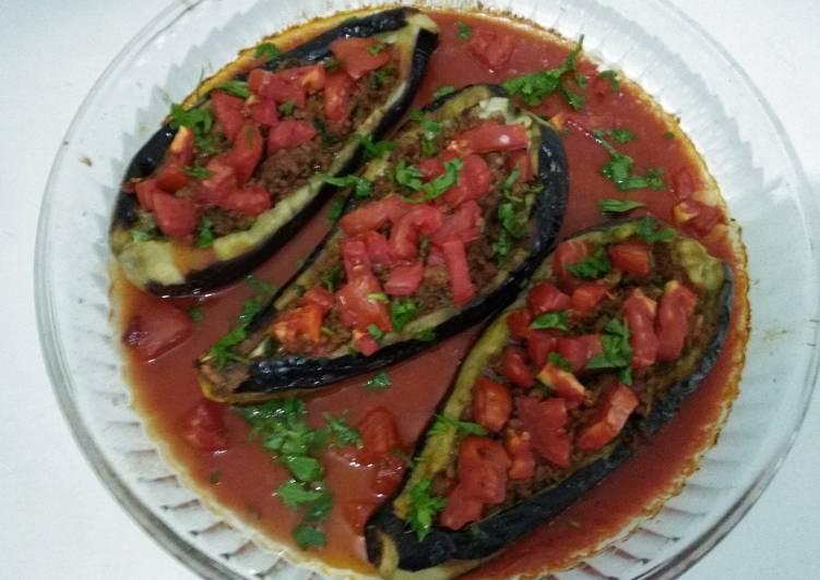 Karniyarik (terong isi daging) 🍆