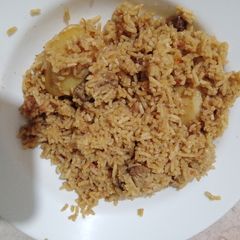 A picture of Beef pilau.