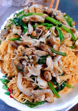 Hình của món Ốc Móng Tay Xào Mì.