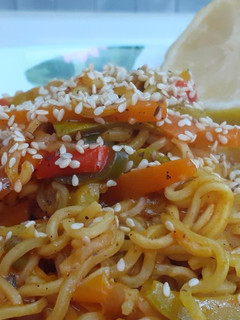 عکسی از دستور نودل آسیایی 😋