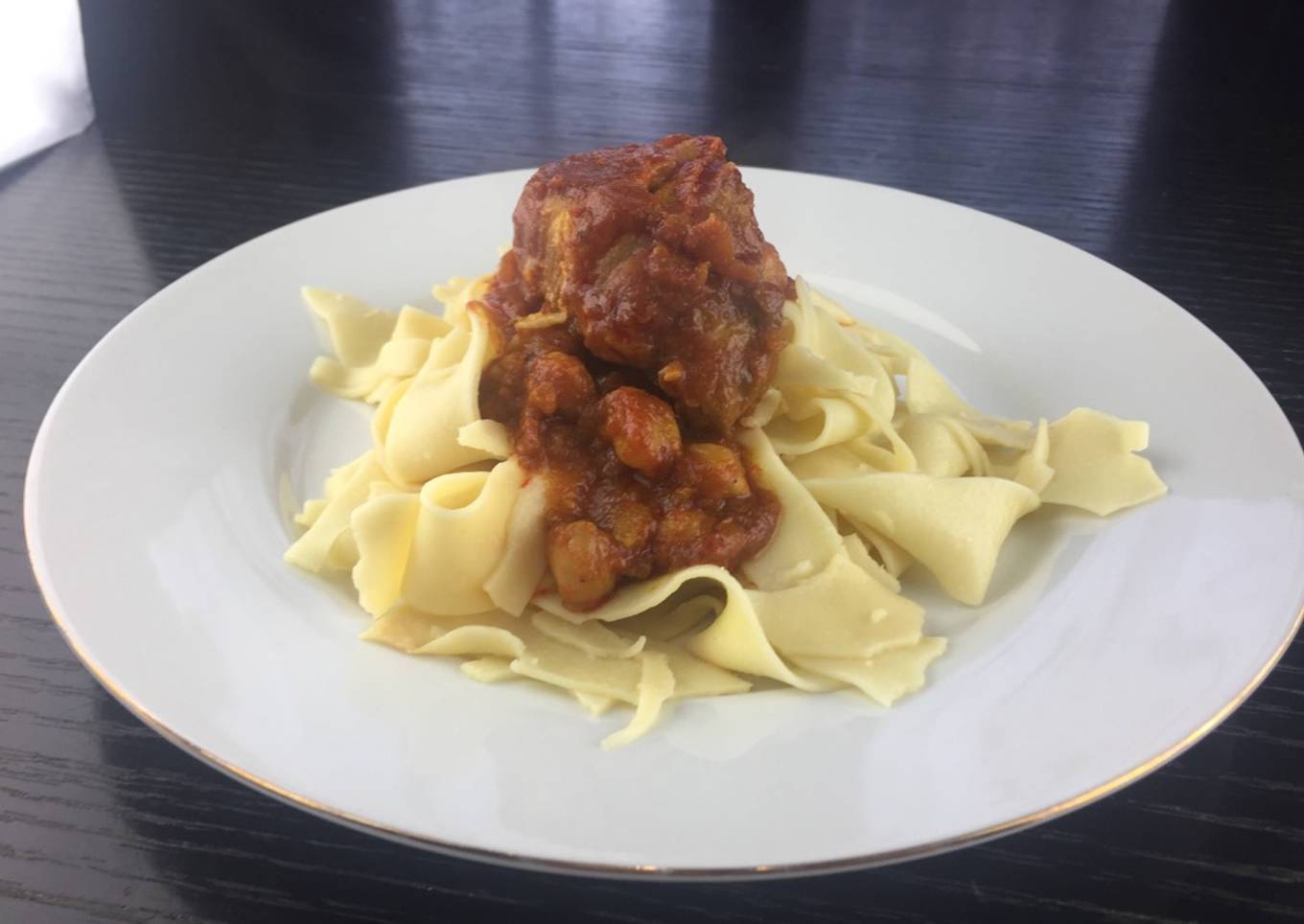 PÂTES À LA SAUCE TOMATE/CANNELLE, RECETTE FACILE