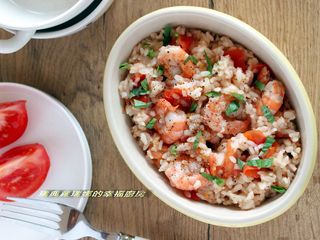 一整顆番茄飯加料版~鮮蝦蘿勒番茄燉飯