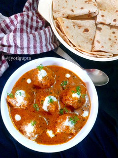 लौकी कोफ्ता करी (lauki kofta curry recipe in Hindi) रेसिपी मुख्य फोटो