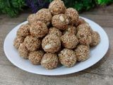 तिळगुळ लाडू (Tilgul Ladoo Recipe In Marathi)
