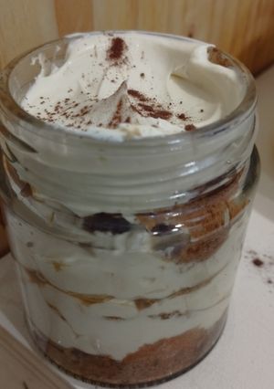 Una foto de Lazy tiramisú ☕con falso mascarpone