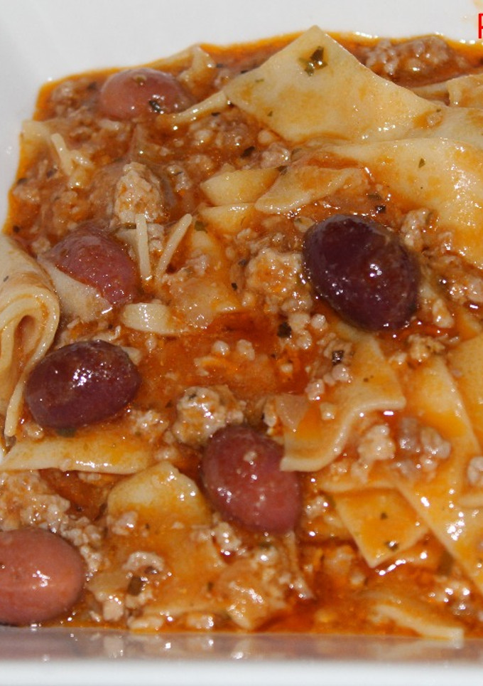 Una foto de Guiso de lasaña con carne picada,