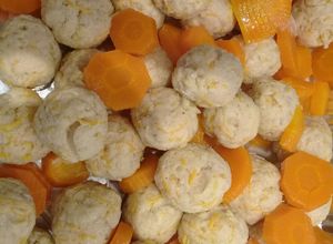 Una foto de Defilte fish albóndigas de pescado hervido semi dulce