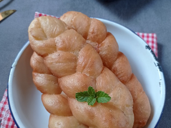 Langkah Mudah untuk Membuat Donat kepang yang Lezat Sekali