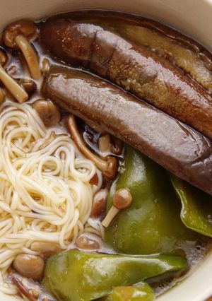 A picture of Quick & easy hot somen noodle with summer veggies 🍳🍆.