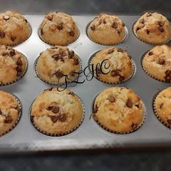 A picture of 🍫🥧Chocolate Chip Muffins🥧🍫.