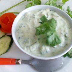 A picture of Cucumber rayta.