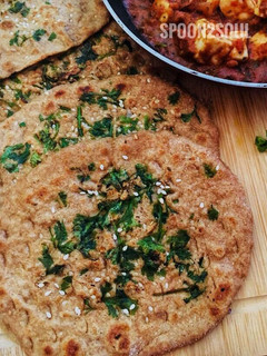 A picture of Tawa Khameeri Roti.