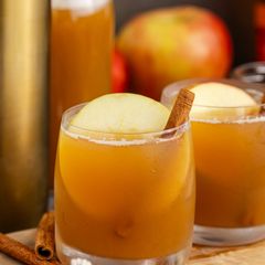 A picture of Apple Cider Bourbon Cocktail.