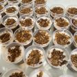 96. Puding cup coklat