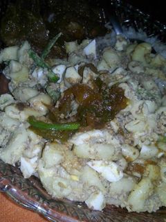 Una foto de Ensalada de pasta y atún con vegetales