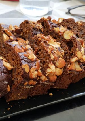 A picture of Banana bread cake.