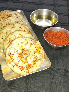 ખીચું (Khichu Recipe In Gujarati) રેસીપી મુખ્ય ફોટો