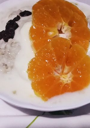 รูปของ มูสลี่นมสดโยเกิร์ตผลไม้รวม