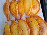 EMPANADAS DE QUESO Y CEBOLLAS 🧀🧀🧀🧅🧅🧅CON MASA CASERA 😊😊🥰😋😋😋😜🙃🙃🙃😋🥰💪💪😗👌