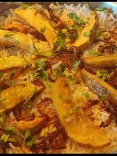 चिकन बिर्याणी.. (chicken biryani recipe in marathi) रेसिपी चे मुख्य फोटो 