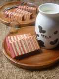 Kek Lapis Strawberry Oreo Creamy