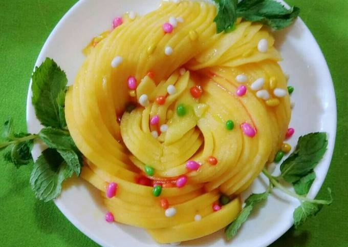 Mango flower salad