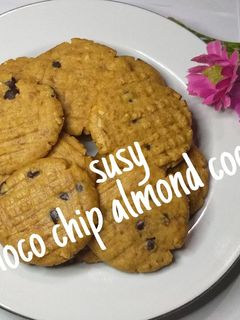 Foto resep Choco chips almond cookies
