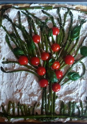 Foto di Focaccia salata con asparagi e ricotta di bufala