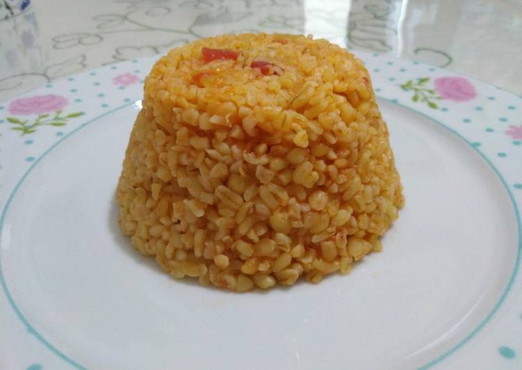 Resep Nasi bulgur/ Domates soslu bulgur pilavı (Masakan Turki) yang merasakan kenyamanan