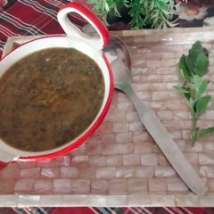 A picture of Sagpaita- Bathua saag with chilka urad dal.