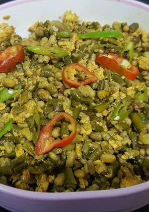 A picture of Phallian qeema.