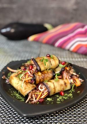 Une photo de Rouleaux d'aubergine grillés