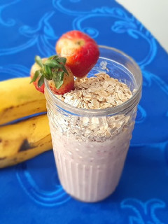 A picture of Banana smoothie.