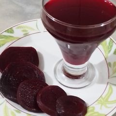A picture of Beet root juice.