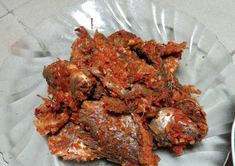 Resep Mujaer sambal merah yang Sempurna