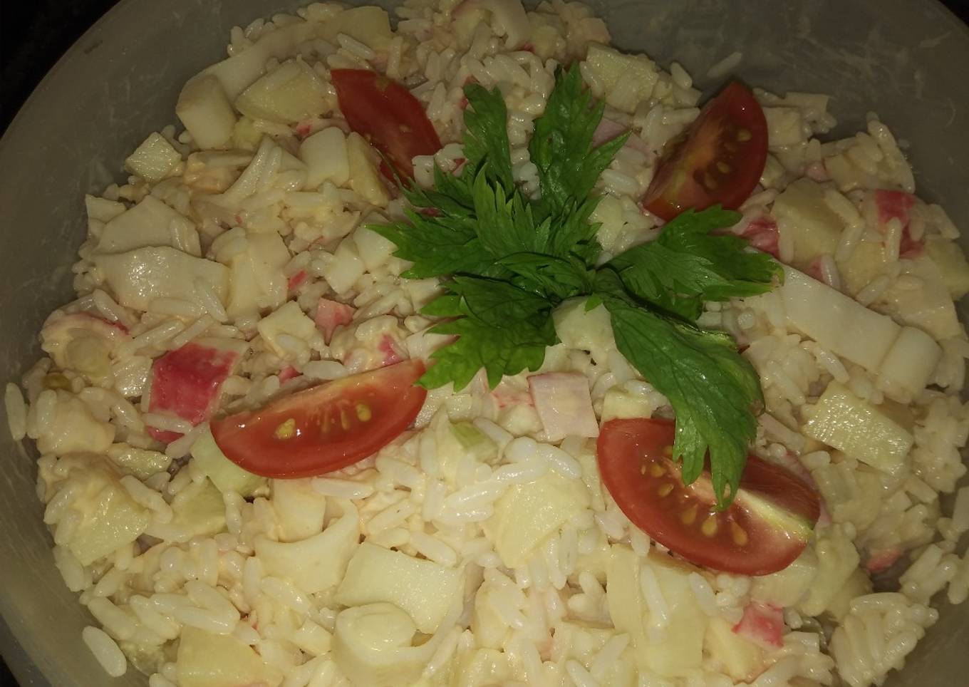 Ensalada de kanikama agridulce
