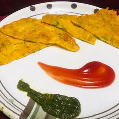 A picture of Besan chilla.