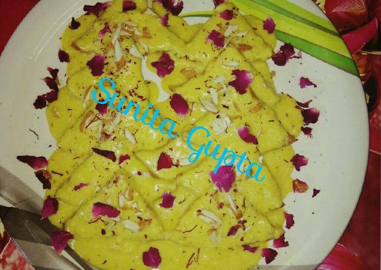 Recipe of Perfect #Ramdan #Shahi tukda with mango rabdi