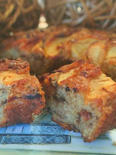 Φωτογραφία της συνταγής Κέικ 🍞 με μπανάνα 🍌, κρέμα γάλακτος χωρίς αυγά 🥚